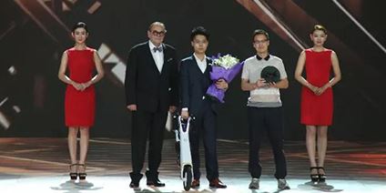 岸峰斬獲環(huán)球設(shè)計(jì)大獎(jiǎng)“全場大獎(jiǎng)”，彰顯中國設(shè)計(jì)先鋒力！